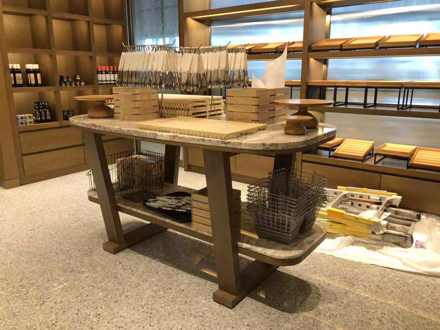 东京大仓酒店餐厅家具